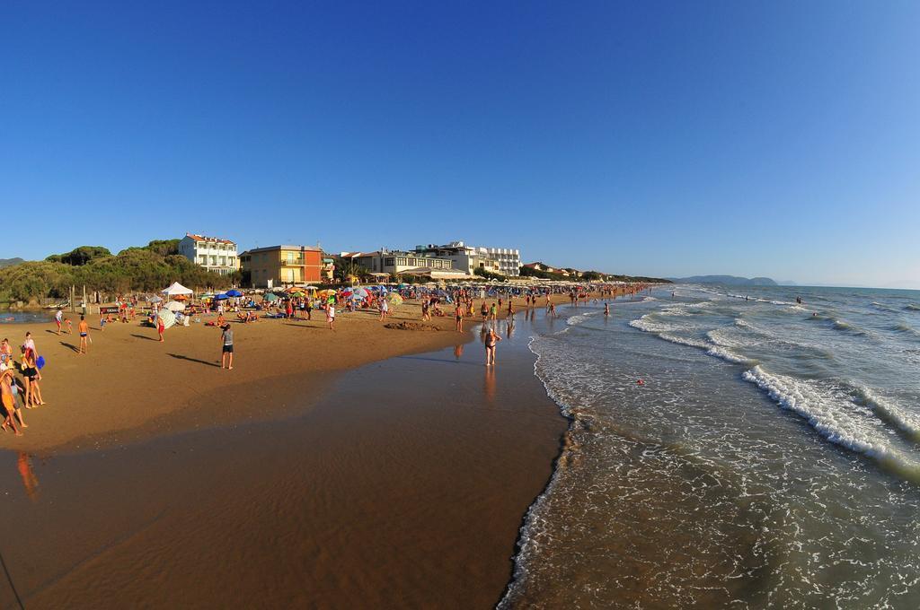 Hotel Aurora San Vincenzo Ngoại thất bức ảnh